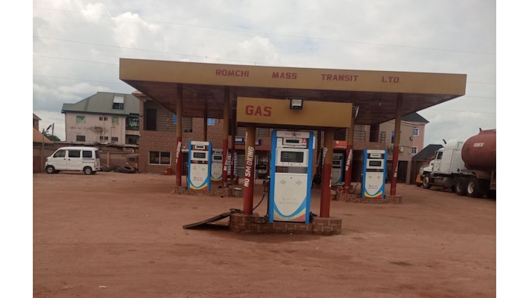 Mmebi Mmanụ ụgbọala eruola Enugu n’ihi esemokwu dị n’etiti Dangote na NUPENG