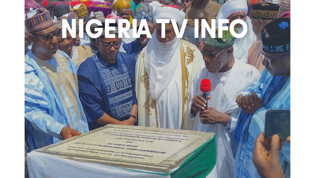 Obasanjo meghere Ụlọ Nzukọ Ụwa Ahmadu Bello, kwuo na ọ nweghị mba ga-enwe mmepe ma e wezụga na e nwere imekọrịta ụwa niile."