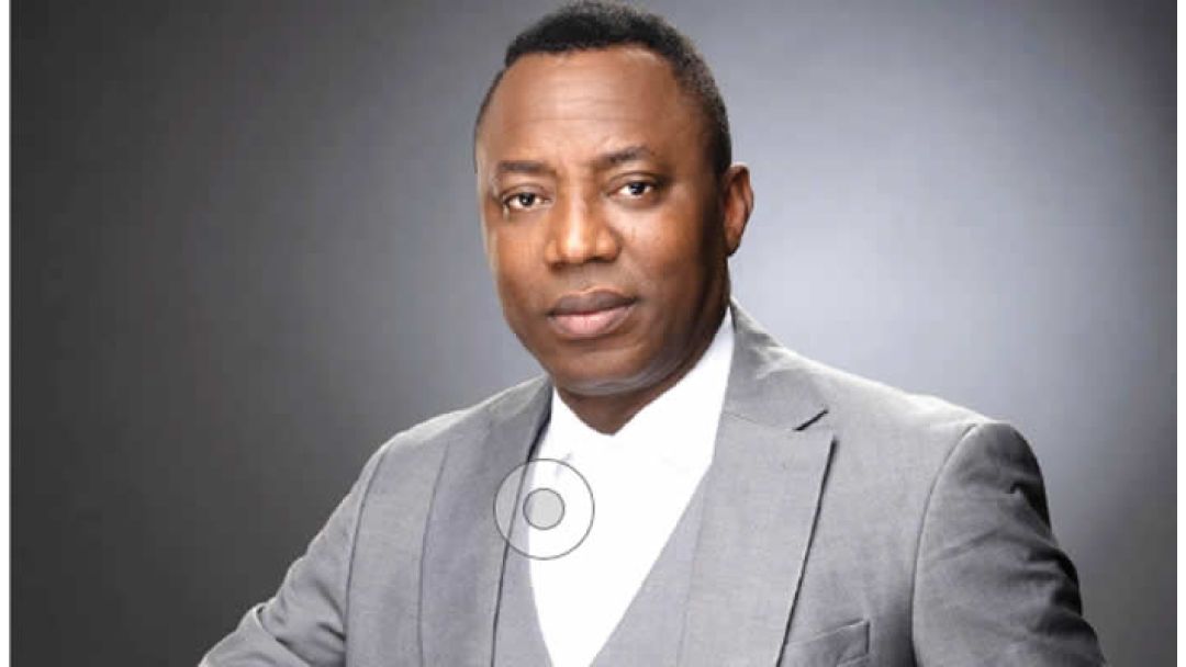 Ìdí tí wọ́n fi gbé Sowore lọ sí ẹ̀wọ̀n lẹ́yìn ìtúsílẹ̀ lórí bèli – Ọlọ́pàá