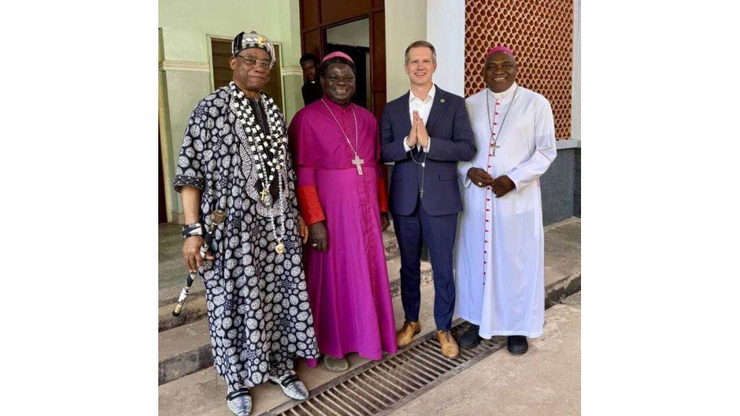 CPC: Dan majalisar Amurka ya gana da shugabannin Tiv da na Katolika, ya yi alkawarin tallafi