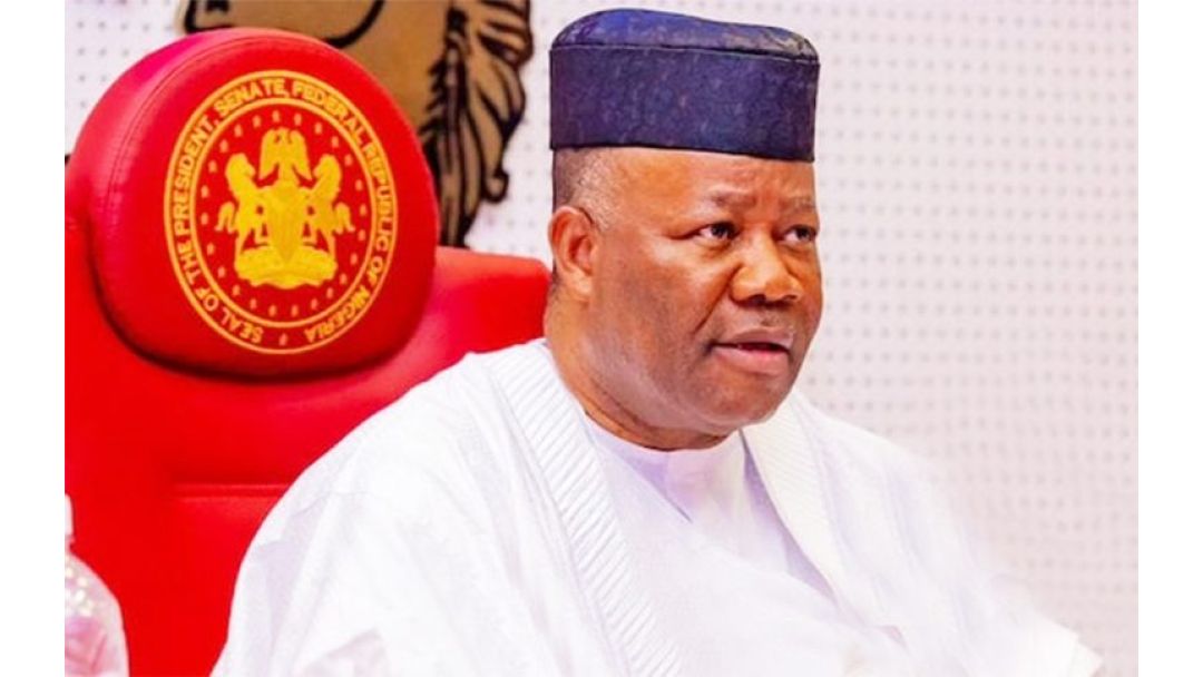 Akpabio Ṣe Ibawi Fun South Africa Lori Ikujẹ Si Awọn Ara Nigeria