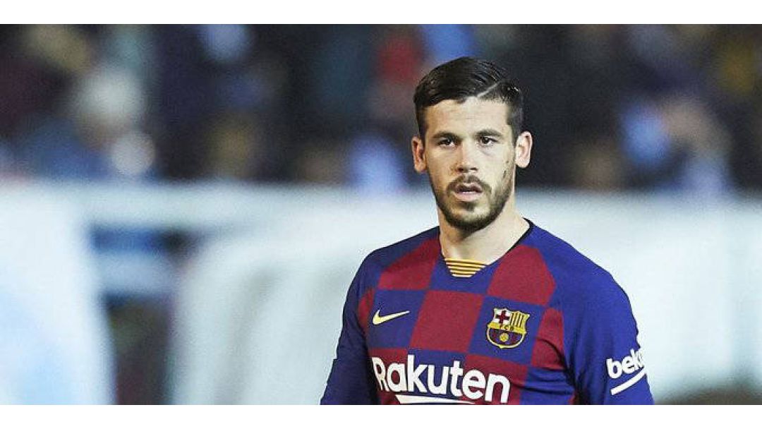 Ex-Barcelona Star in Hospital Following Dog Bite Injury
